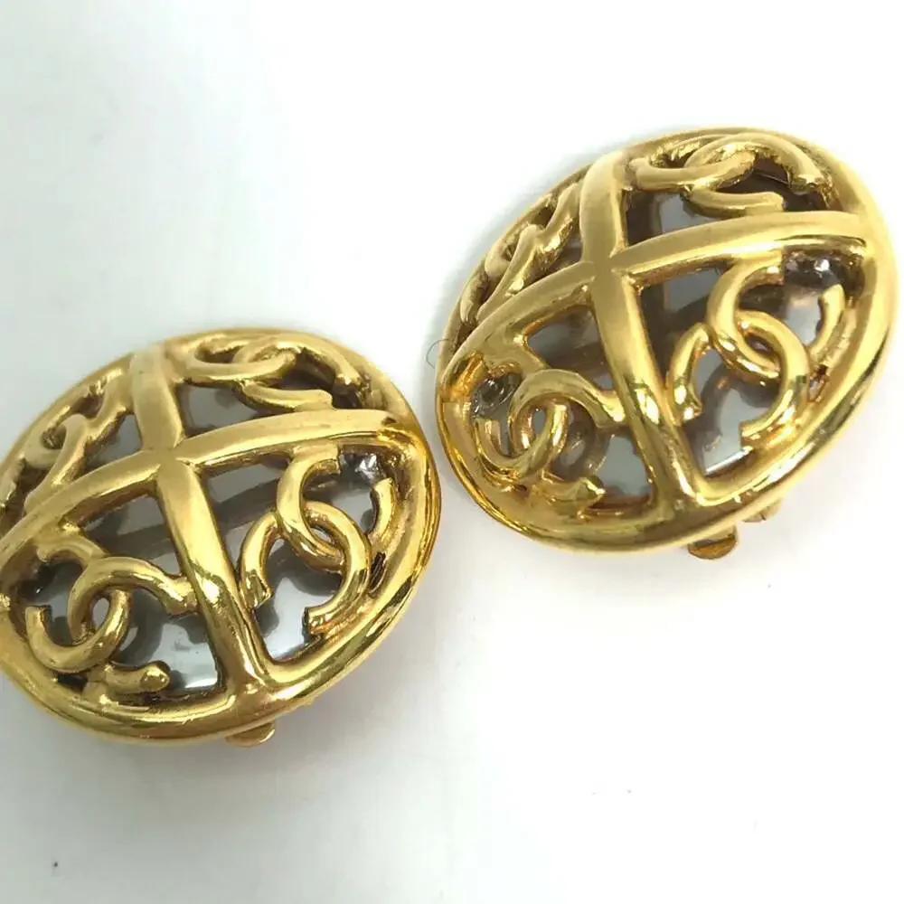 CHANEL Vintage Gold Earrings